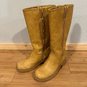 Tan Leather Women's Boots